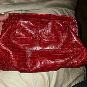 red croc clutch